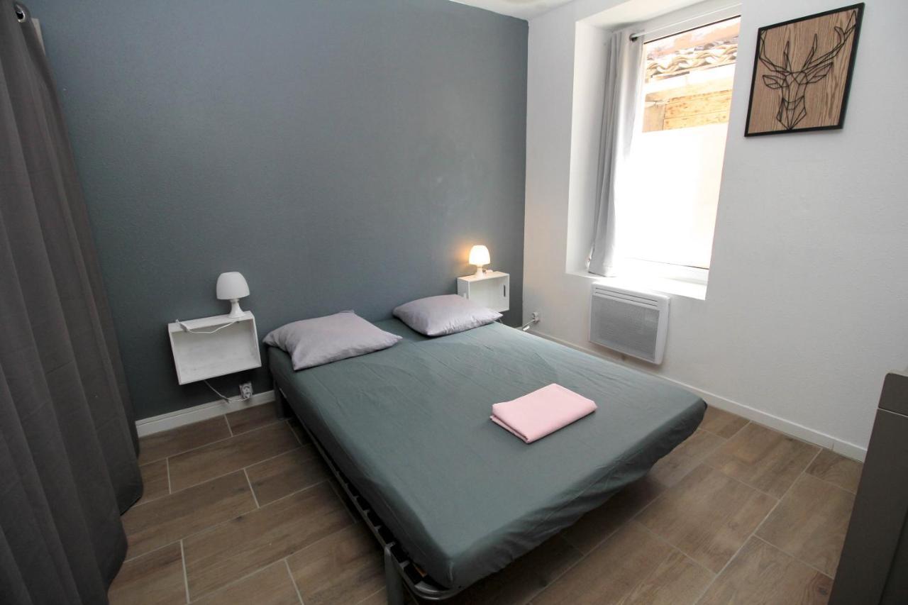 Calme en centre ville Appartement , spacieux et rénové à 50m de la Place Carnot Carcassonne Exterior foto
